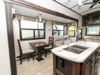 Thumbnail Photo 9 for 2019 JAYCO North Point